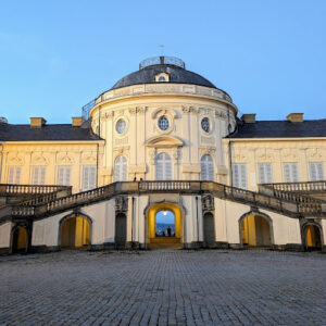 August – Ordnung und Rückzug