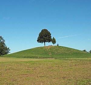 Juli – Macht und Inszenierung